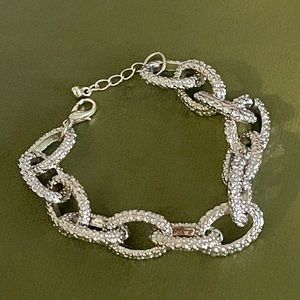 ✨Gorgeous Vintage Silver-tone Interlocking Chain Bracelet